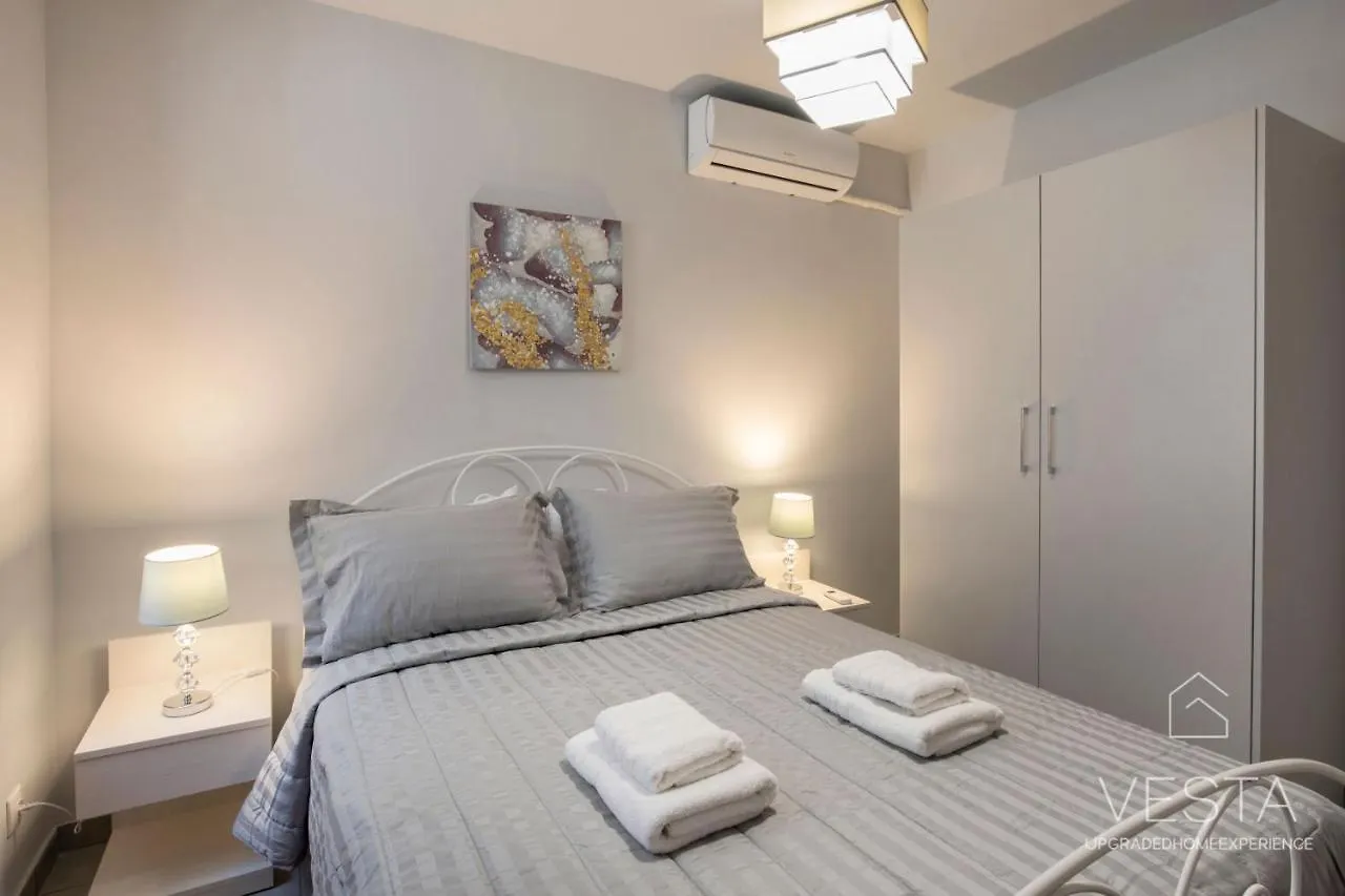شقة The Emerald City Central Apartment, 2-Bdrms سالونيك