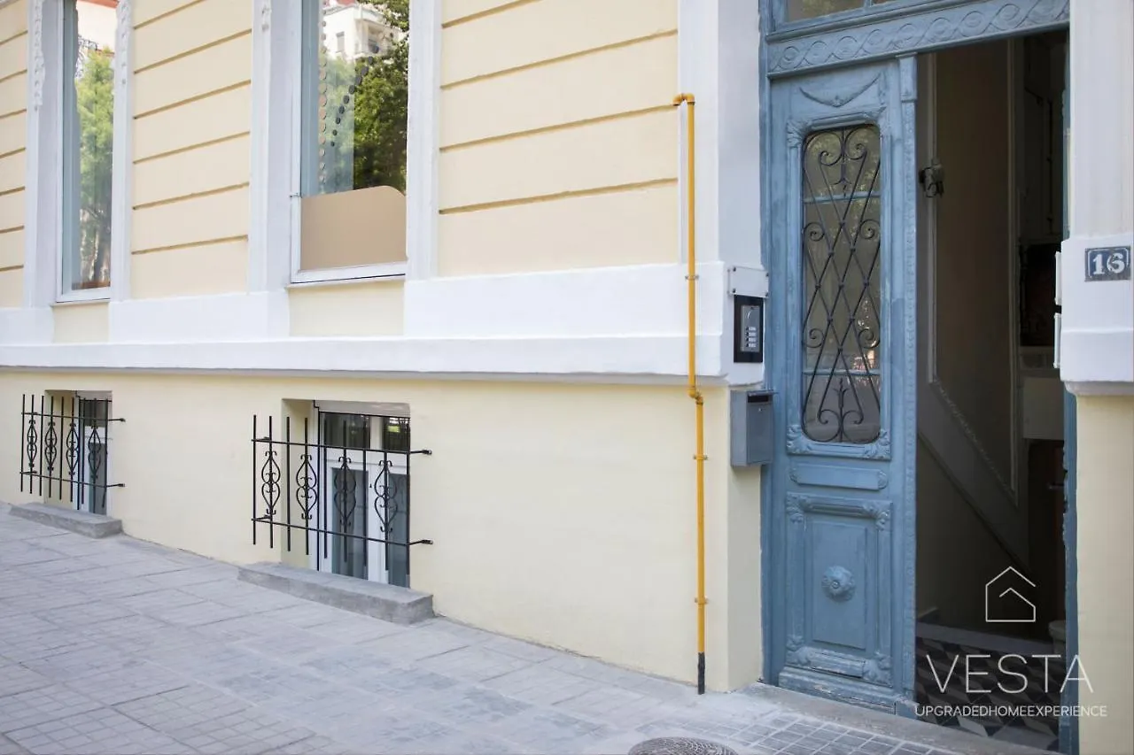 The Emerald City Central Apartment, 2-Bdrms سالونيك شقة